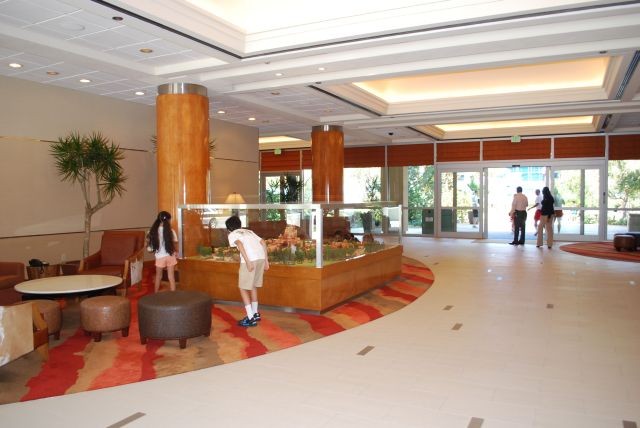 Disneyland Hotel The Frontier Tower A Mom Blog Disneyland Hotel Frontier Tower Lobby